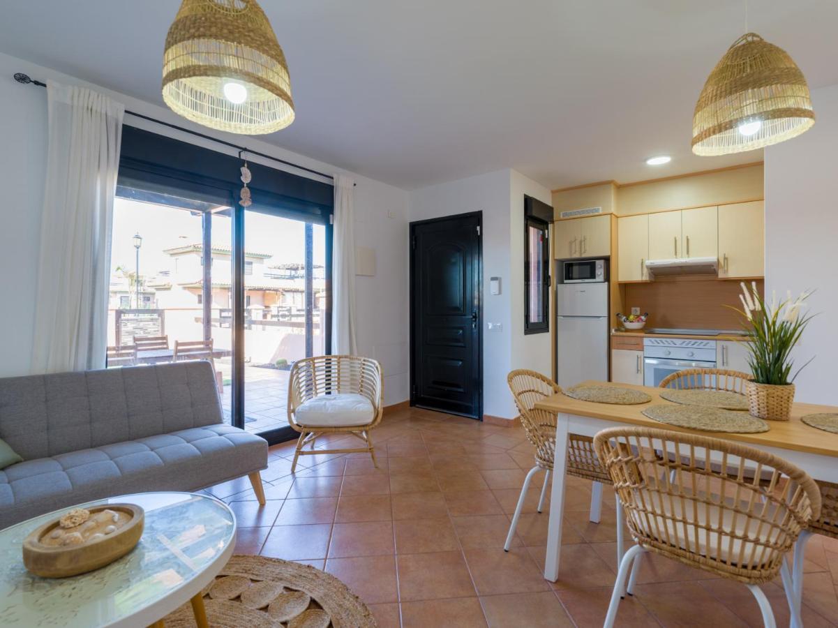 לה אוליבה Private Terrace Majanicho Home -Garden & Pool מראה חיצוני תמונה