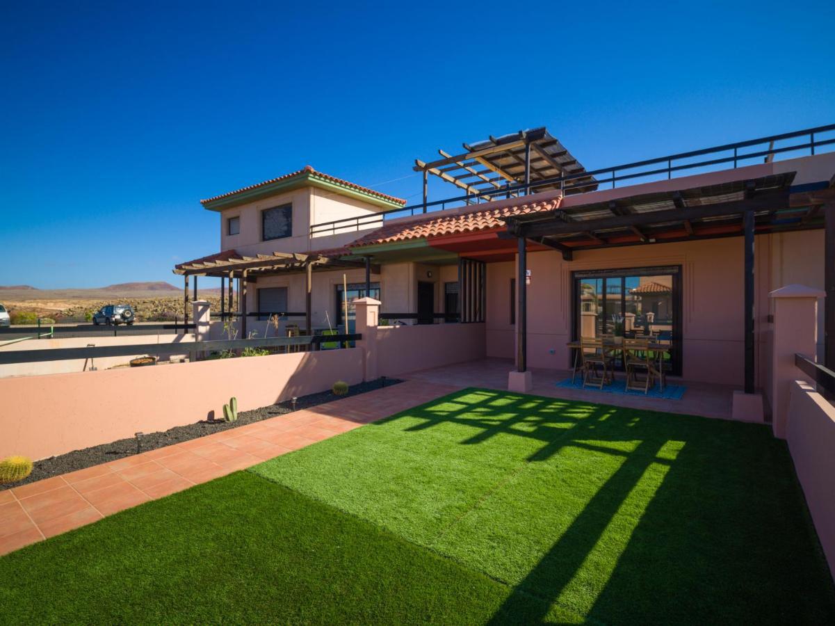 לה אוליבה Private Terrace Majanicho Home -Garden & Pool מראה חיצוני תמונה