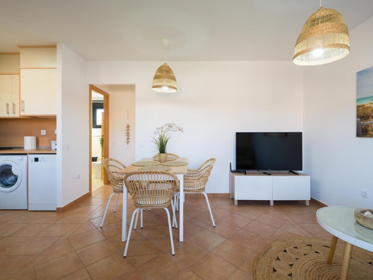 לה אוליבה Private Terrace Majanicho Home -Garden & Pool מראה חיצוני תמונה