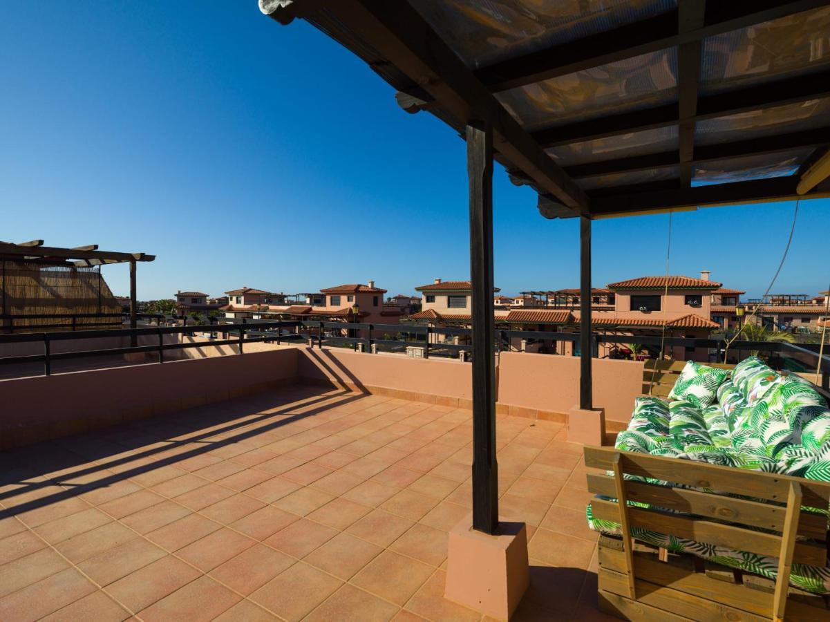 לה אוליבה Private Terrace Majanicho Home -Garden & Pool מראה חיצוני תמונה